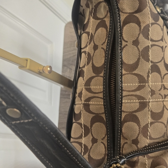 Coach Signature Ergo Belted Hobo - Picture 8 of 16